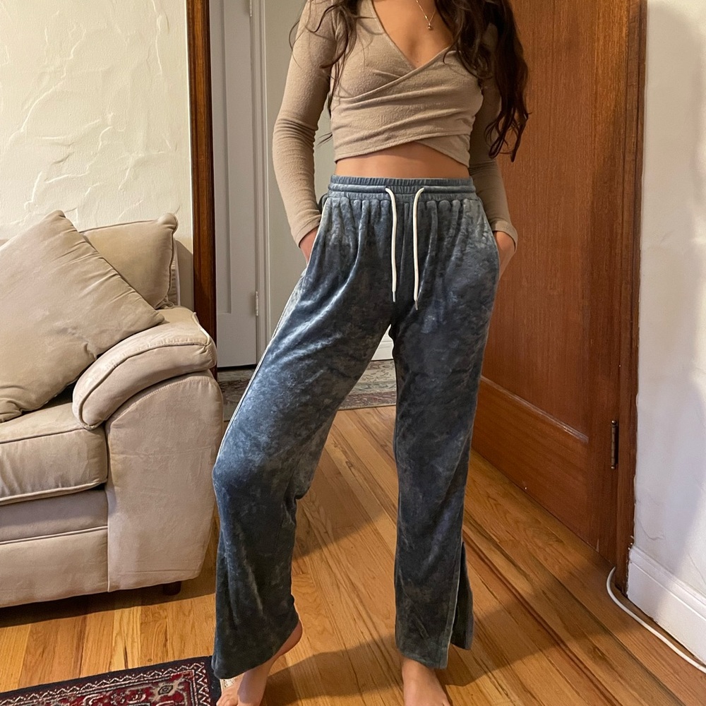 BDG velour pant